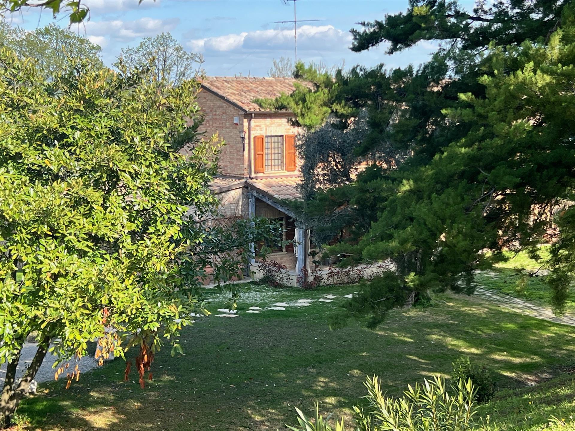 Luxury villa in the coutryside just a 15 minutes from Fano 