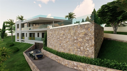 Espectacular villa nueva con piscina y vistas al mar en Costa d'en Blanes