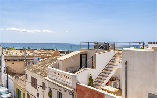 Lovely terraced house in 2nd sea line, with community pool in El Molinar
