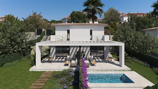 Beautiful newly built villa with communal pool in Cala Romàntica