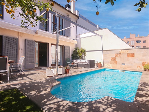 Modernt radhus med pool och garage i Son Espanyolet/Palma