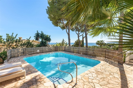 Hübsche, mediterrane Villa mit Pool und Meerblick in Costa d´en Blanes