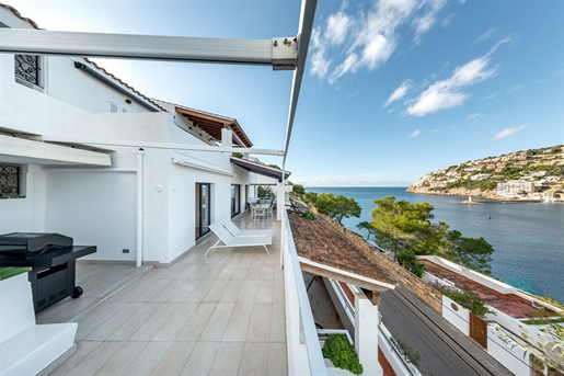 Magnifique appartement rénové avec vue sur la mer à Puerto Andratx