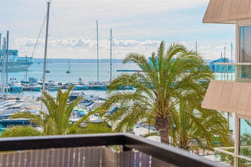 Apartamento con vistas parciales al mar en el Paseo Marítimo de Palma