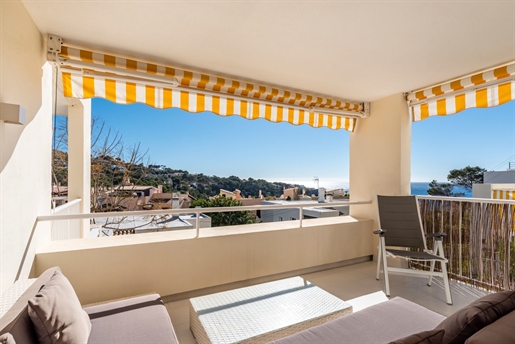 Modern renovated flat with partial sea view in Santa Ponsa