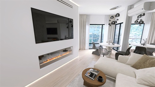 Gerenoveerd modern appartement in de eerste zeelijn in Santa Ponsa