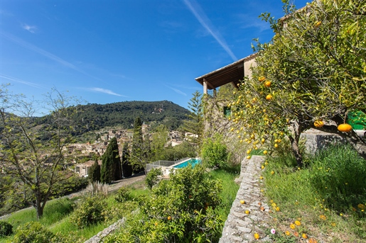 Landhuis met vakantievergunning en zwembad in Valldemossa