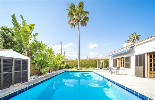 Villa ensoleillée avec piscine proche de la plage de Cala Millor