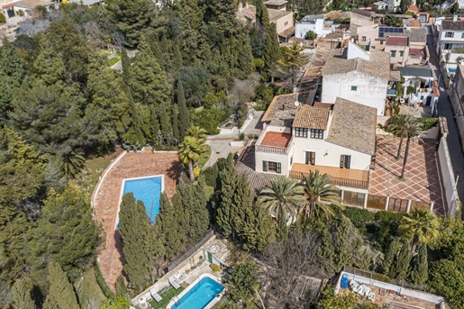 Lovely, Majorcan villa with pool and view to the forest in Palma