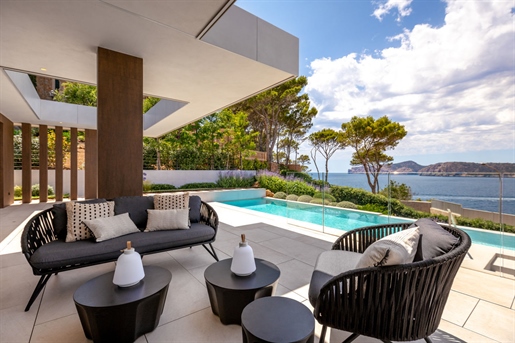Modern, luxury newly built villa in 2nd sea line in Nova Santa Ponsa