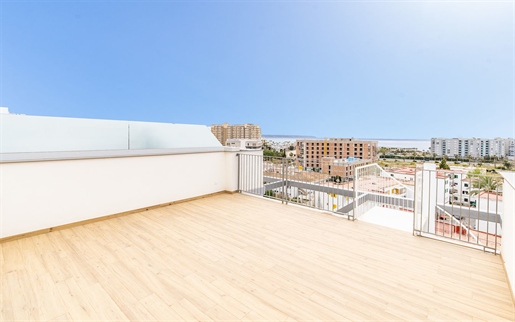 Penthouse de construction récente avec vue sur la mer à Palma