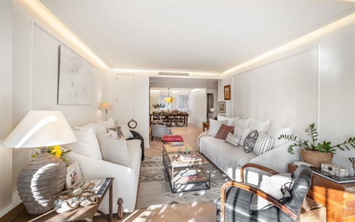 Wysokiej jakości odnowiony i umeblowany apartament w Palma