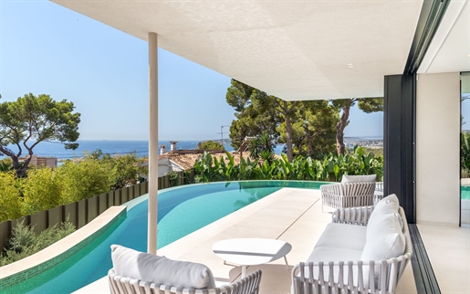 Lujosa villa de nueva construcción con vistas al mar en Costa den Blanes