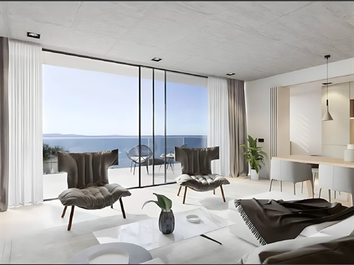 Bella villa de nueva construcción con vistas al mar en Puerto Alcudia