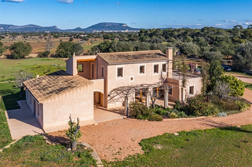 Eco-Sustainable finca with holiday rental license in LLucmajor