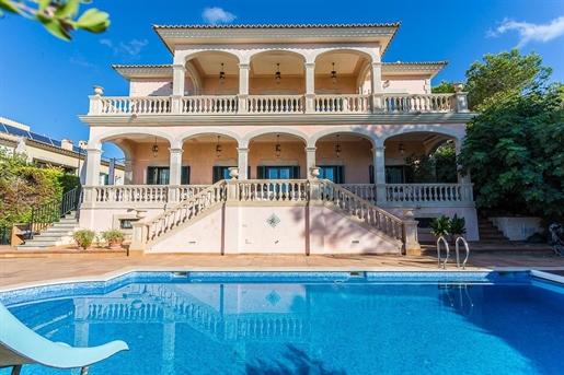 Splendid villa in 1. Sea line in Son Veri Nou