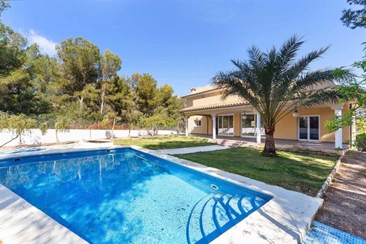 Villa in ruhiger Lage in Sol de Mallorca