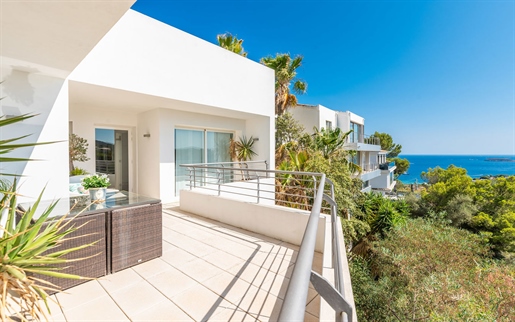 Great villa with pool and wonderful views to the sea in Costa den Blanes
