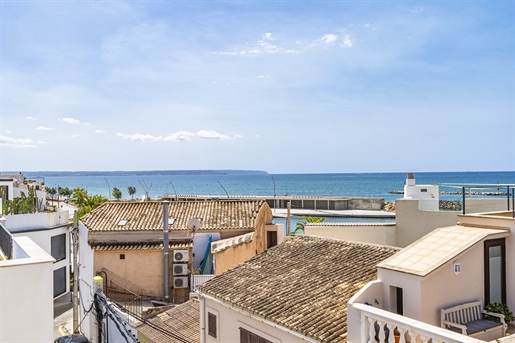 Bella casa adosada en 2. Línea de mar, con vistas al mar en El Molinar