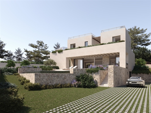 Sofisticada villa de lujo de obra nueva con piscina y vistas al mar en Cas Catalá