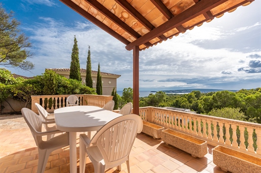 Mediterrane Villa mit fantastischem Meerblick in Costa d'en Blanes