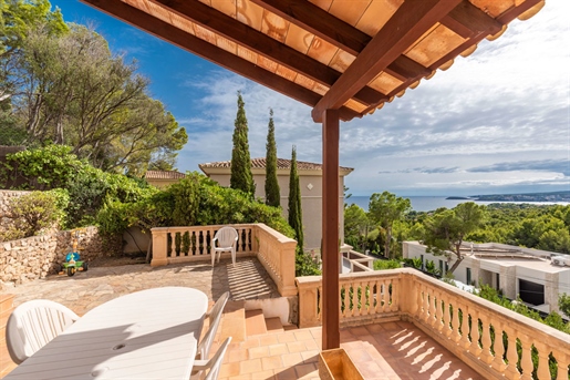Villa mediterránea con fantásticas vistas al mar en Costa d'en Blanes