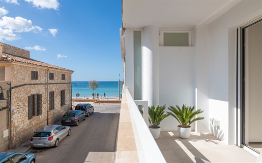 Modern renovated terraced house in second sea line of Portixol