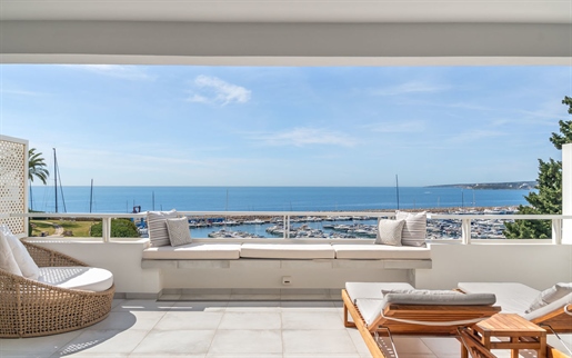 Фантастическая квартира с видом на море рядом с пляжем в Порталс Нус