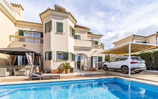 Prachtig halfvrijstaand huis met zwembad in Puig de Ros