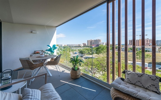 Moderno piso en exclusivo complejo residencial con piscina comunitaria en Palma