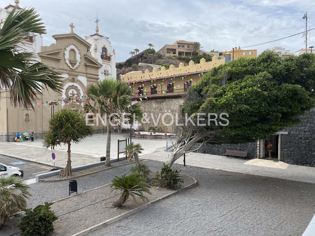 Apartament na parterze z patio w samym sercu Candelarii