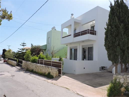 4 Bedrooms - House - Crete - For Sale - 18373-HLVi0452