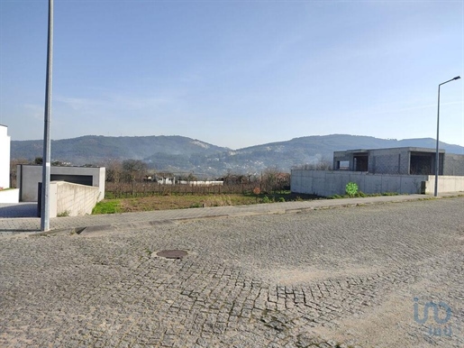 Ground in Campos E Louredo with 605,00 m²