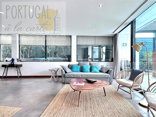 Elegant contemporary villa I 3 +1 bedrooms I Terraces I Patio I Swimming pool I Quinta dos Amigos Al