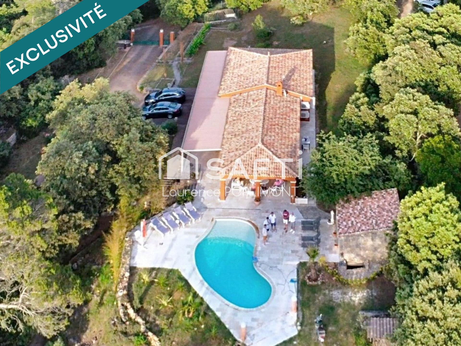 Purchase: Luxury property (83460)