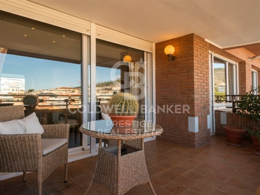 Exclusive penthouse for sale with double terrace in Sarrià