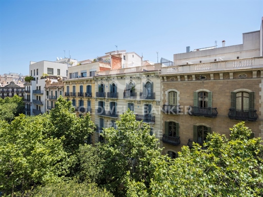 Appartement lumineux avec vue à Rambla Cataluña à vendre