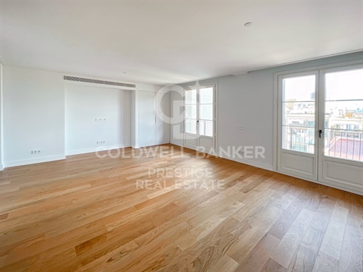 Newly built flat for sale in Barcelona