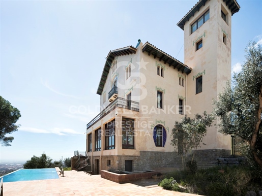 Modernist villa for sale in Sarrià