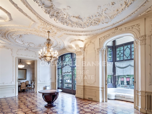 For sale stunning modernist flat in the emblematic Paseo de Gracia