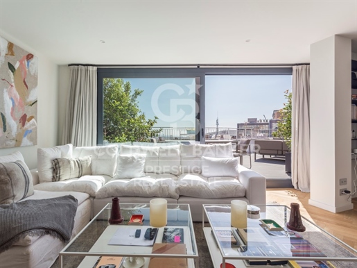 For sale brand new penthouse with fantastic terrace and views in Sant Gervasi