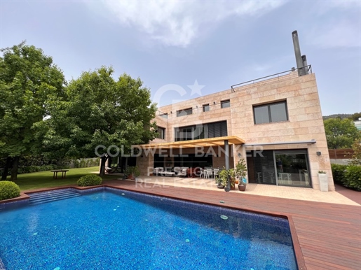 Luxury tower for sale in Pedralbes