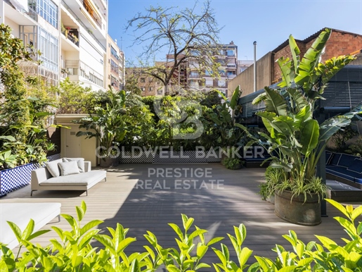Luxury flat with terrace for sale in La Dreta de l'Eixample