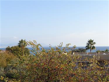 2 Pièces traversant vue mer Juan les pins Mas de Tanit avec garage
