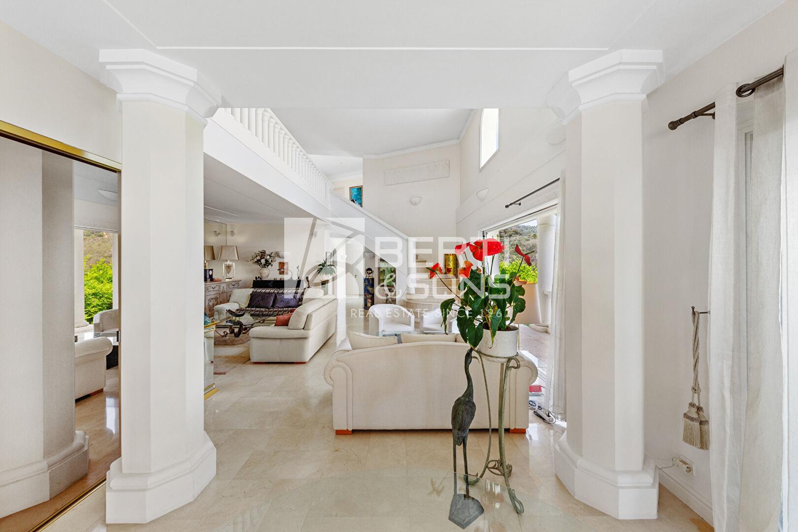 Mandelieu Grand Duc Magnificent Property With Contemporary Architecture 280sqm Sea View!