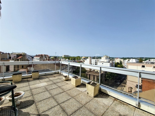 Appartement d'Exception - Dernier Etage avec son Balcon Terrasse