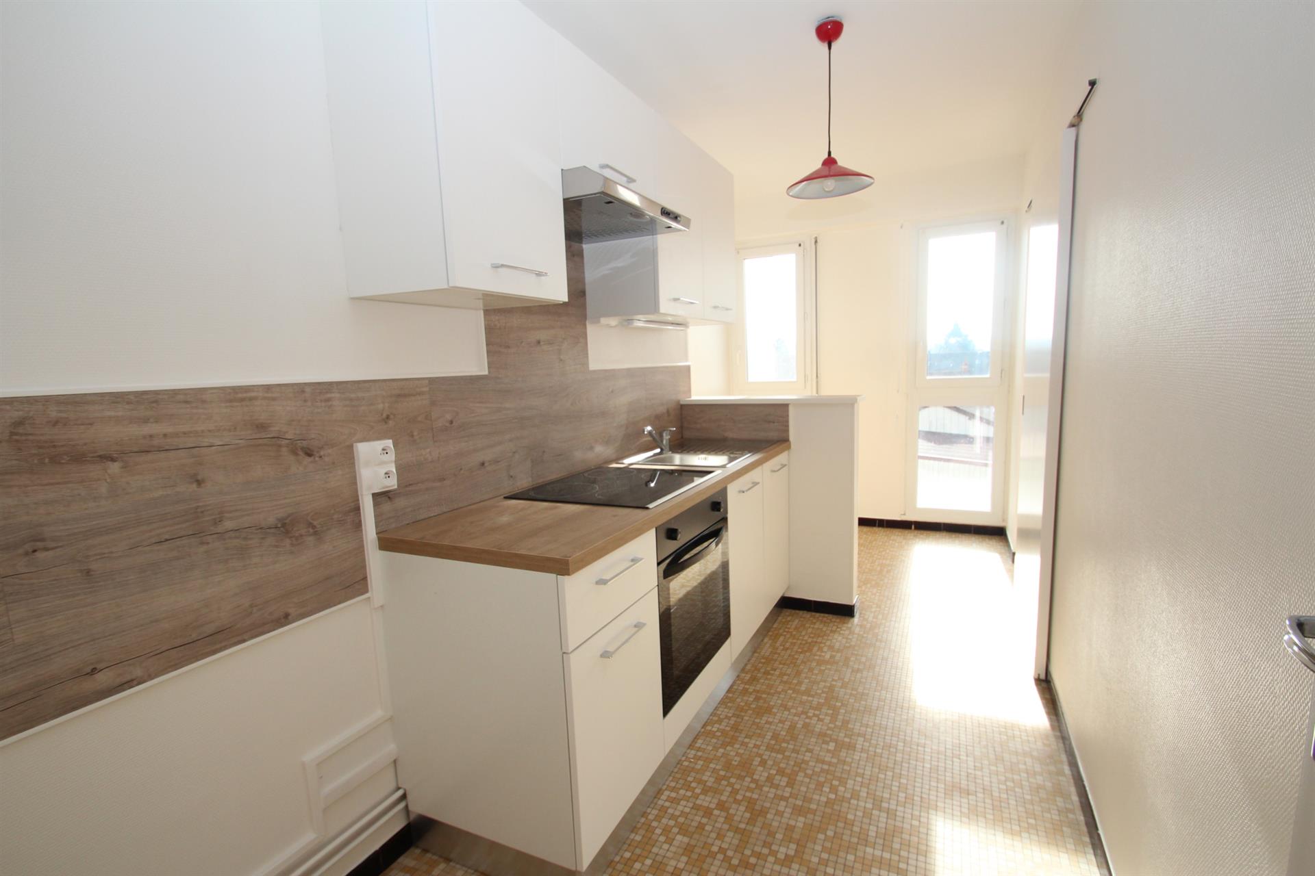 Appartement à louer, 51m², Decize