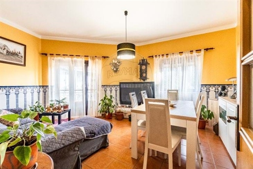 Condo/Apartment T3 for sale in Bombarral e Vale Covo, Bombarral