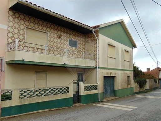 House T4 for sale in Reguengo Grande, Lourinhã