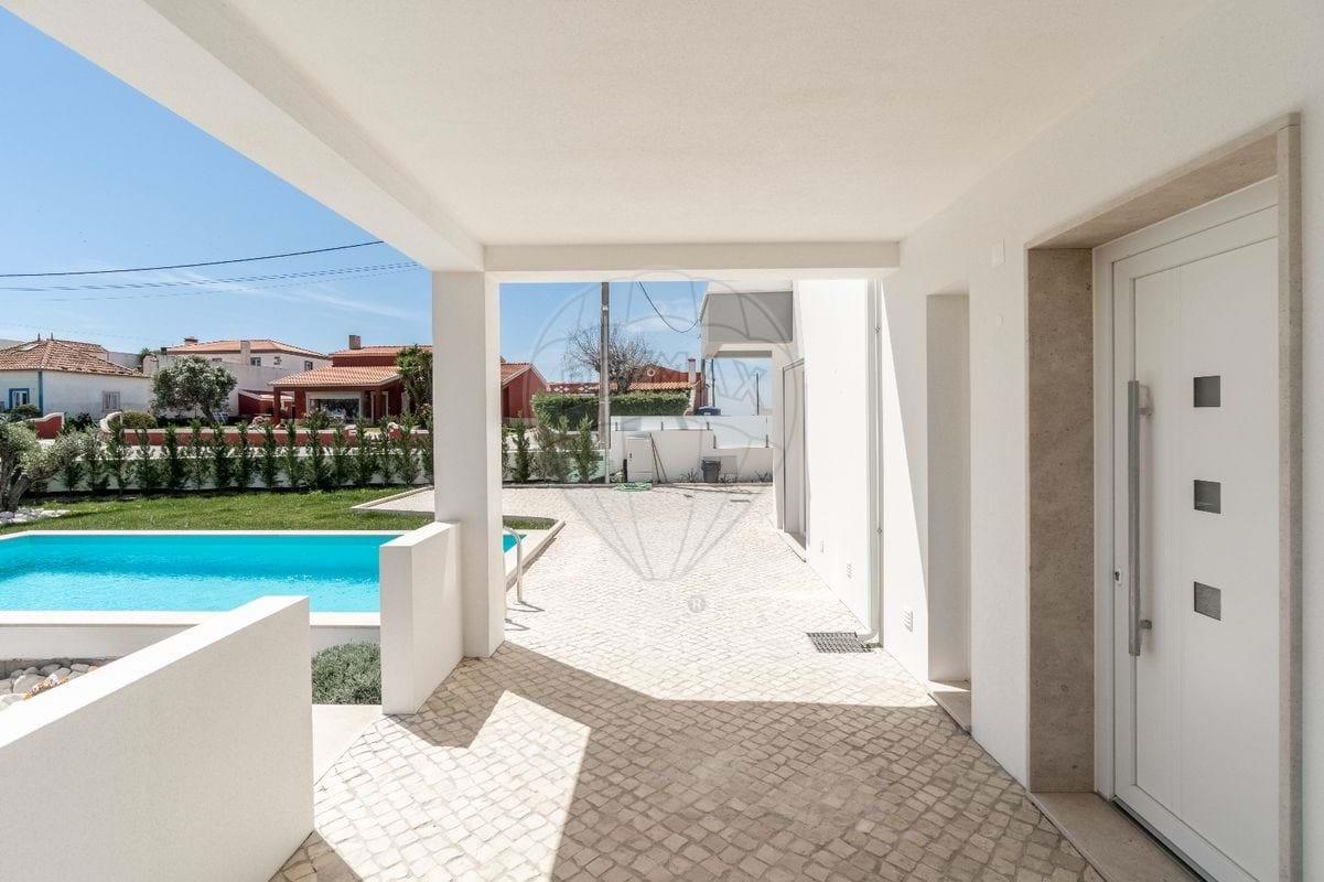 Independent house T3, with construction scheduled to start in April 2024, with sea views, patio and